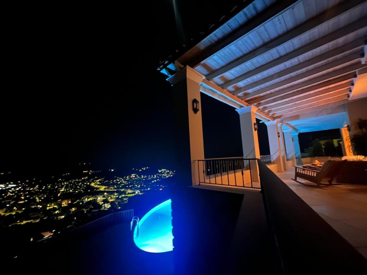 Endless Blue Villa Анависос Екстериор снимка